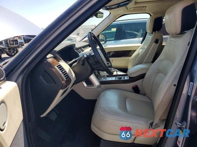 Zdjęcie 7 z 12 samochodu: 2018 LAND ROVER RANGE ROVER HSE VIN:SALGS2SV1JA509158 - miniatura