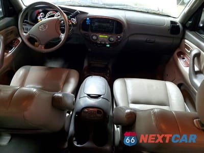 Zdjęcie 8 z 12 samochodu: 2005 TOYOTA SEQUOIA LIMITED VIN:5TDBT48A35S249711 - miniatura
