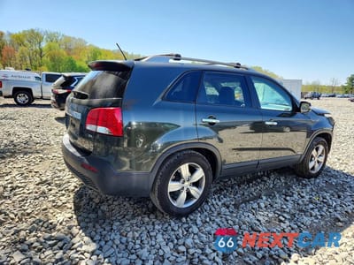 Trzecie zdjęcie samochodu z tyłu: 2012 KIA SORENTO EX VIN:5XYKUDA61CG265709 - miniatura