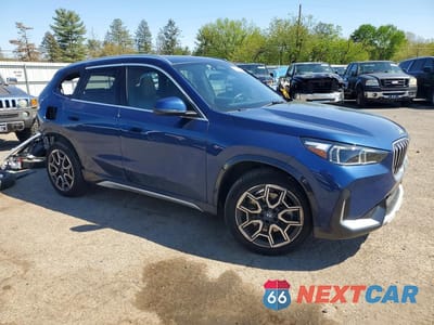 Czwarte zdjęcie samochodu z boku: 2025 BMW X1 XDRIVE28I VIN:WBX73EF06S5191488 - miniatura