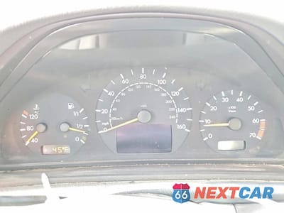 Zdjęcie 9 z 12 samochodu: 2000 MERCEDES-BENZ CLK 320 VIN:WDBLJ65GXYF157240 - miniatura