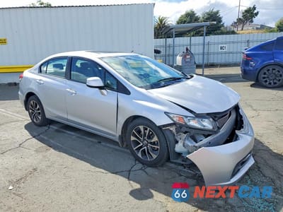 Czwarte zdjęcie samochodu z boku: 2013 HONDA CIVIC EX VIN:19XFB2F80DE246329 - miniatura