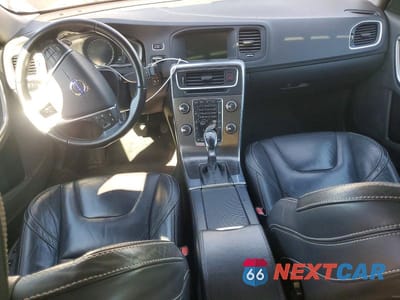 Zdjęcie 8 z 11 samochodu: 2014 VOLVO S60 T5 VIN:YV1612FS3E1291424 - miniatura