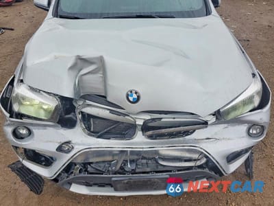 Zdjęcie 11 z 12 samochodu: 2017 BMW X1 XDRIVE28I VIN:WBXHT3C35H5F78505 - miniatura