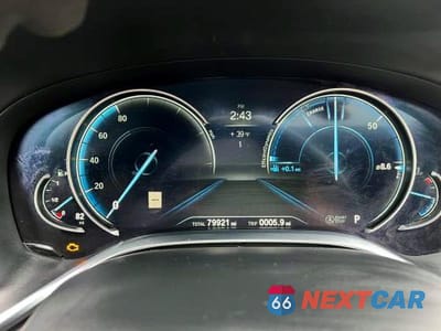 Zdjęcie 8 z 12 samochodu: 2017 BMW 750 XI VIN:WBA7F2C38HG423052 - miniatura