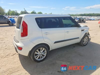 Trzecie zdjęcie samochodu z tyłu: 2012 KIA SOUL + VIN:KNDJT2A68C7471237 - miniatura