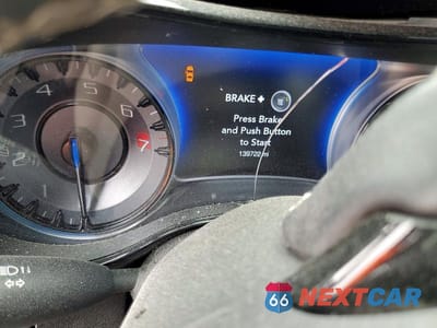 Zdjęcie 9 z 12 samochodu: 2019 CHRYSLER 300 S VIN:2C3CCABG9KH515165 - miniatura