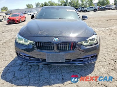 Piąte zdjęcie samochodu w środku: 2018 BMW 330E VIN:WBA8E1C58JA180077 - miniatura