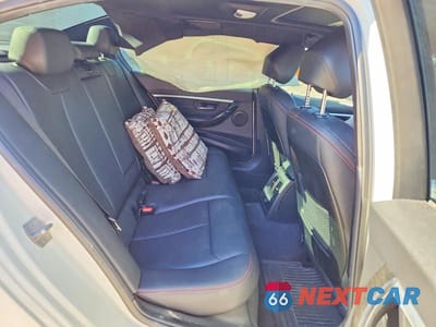 Zdjęcie 10 z 12 samochodu: 2018 BMW 330 XI VIN:WBA8D9C50JA607950 - miniatura