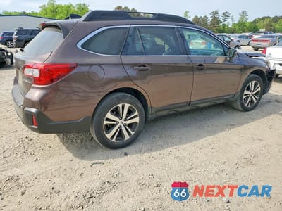 Trzecie zdjęcie samochodu z tyłu: 2019 SUBARU OUTBACK 2.5I LIMITED VIN:4S4BSAJC4K3290743 - miniatura
