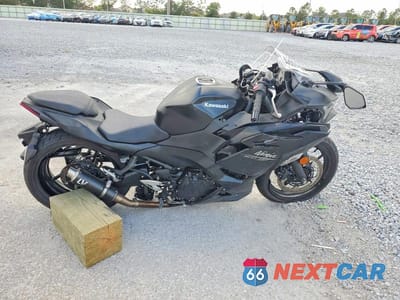 2026 KAWASAKI EX500 ML5EXGG17TDA89147 - główne zdjęcie licytacji z USA - miniatura