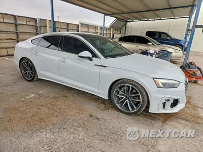 Czwarte zdjęcie samochodu z boku: 2024 AUDI A5 PREMIUM PLUS 45 VIN:WAUFACF59RA117642 - miniatura