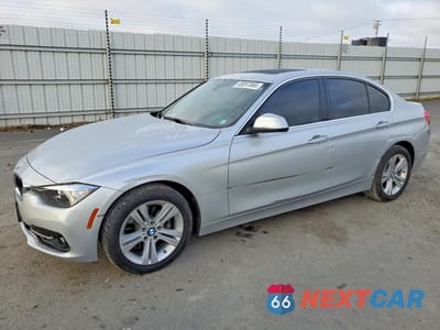 2017 BMW 330 I WBA8B9C53HK884747 - główne zdjęcie licytacji z USA - miniatura