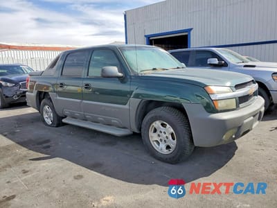 Czwarte zdjęcie samochodu z boku: 2002 CHEVROLET AVALANCHE C1500 VIN:3GNEC13T62G188019 - miniatura