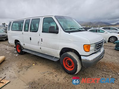 Czwarte zdjęcie samochodu z boku: 2006 FORD ECONOLINE E350 SUPER DUTY WAGON VIN:1FBSS31L36HB31130 - miniatura