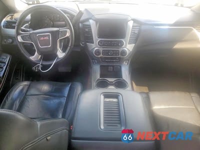 Zdjęcie 8 z 12 samochodu: 2017 GMC YUKON XL C1500 SLT VIN:1GKS1GKC5HR178116 - miniatura