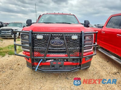 Piąte zdjęcie samochodu w środku: 2024 FORD F350 SUPER - BRUSH FIRE TRUCK VIN:1FT8W3BN5REE28917 - miniatura