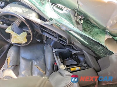 Zdjęcie 8 z 12 samochodu: 2006 CHEVROLET SILVERADO K1500 VIN:2GCEK13T661221854 - miniatura
