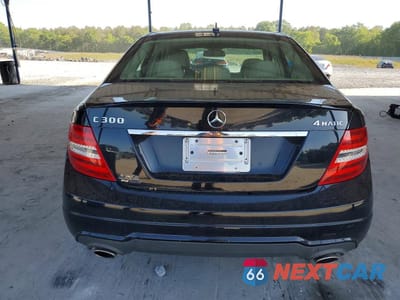 Zdjęcie 6 z 12 samochodu: 2013 MERCEDES-BENZ C 300 4MATIC VIN:WDDGF8AB1DR292535 - miniatura