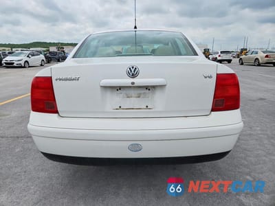 Zdjęcie 6 z 12 samochodu: 1999 VOLKSWAGEN PASSAT GLX VIN:WVWPD63B0XE491640 - miniatura