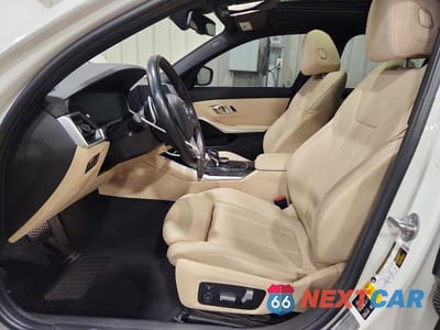 Zdjęcie 7 z 12 samochodu: 2020 BMW 330XI VIN:3MW5R7J03L8B36939 - miniatura
