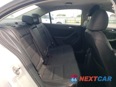 Zdjęcie 10 z 12 samochodu: 2011 VOLKSWAGEN JETTA SE VIN:3VWDZ7AJ2BM375196 - miniatura