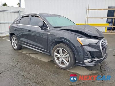 Czwarte zdjęcie samochodu z boku: 2020 AUDI Q3 PREMIUM S LINE VIN:WA1DECF36L1124787 - miniatura