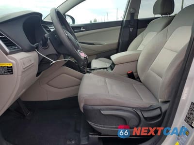 Zdjęcie 7 z 12 samochodu: 2018 HYUNDAI TUCSON SE VIN:KM8J23A44JU671873 - miniatura