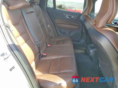 Zdjęcie 10 z 12 samochodu: 2023 VOLVO V60 CROSS COUNTRY PLUS VIN:YV4L12WZ7P2107098 - miniatura