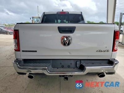 Zdjęcie 6 z 11 samochodu: 2023 RAM 1500 BIG HORN VIN:1C6SRFFT1PN581452 - miniatura