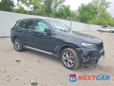 Czwarte zdjęcie samochodu z boku: 2023 BMW X3 XDRIVE30I VIN:5UX53DP01P9S09410 - miniatura