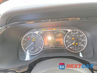 Zdjęcie 8 z 14 samochodu: 2023 NISSAN PATHFINDER SV VIN:5N1DR3BD5PC263453 - miniatura