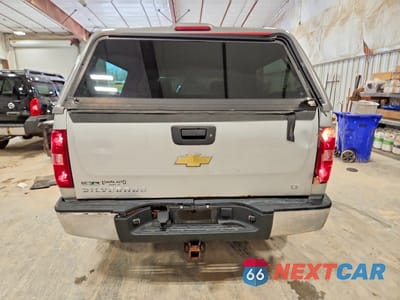 Zdjęcie 6 z 13 samochodu: 2010 CHEVROLET SILVERADO K1500 LT VIN:3GCRKSE3XAG191181 - miniatura
