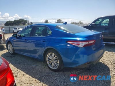 Drugie zdjęcie samochodu z przodu: 2020 TOYOTA CAMRY XLE VIN:4T1F31AK6LU013030 - miniatura