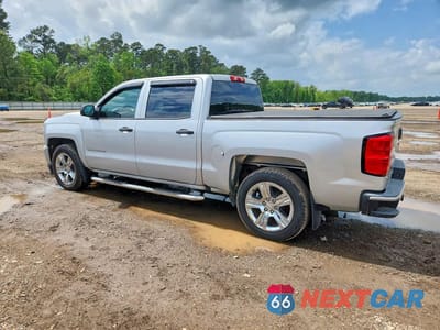 Drugie zdjęcie samochodu z przodu: 2018 CHEVROLET SILVERADO C1500 CUSTOM VIN:3GCPCPEC1JG205728 - miniatura