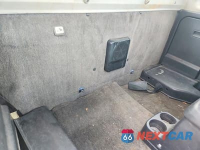 Zdjęcie 10 z 11 samochodu: 2001 NISSAN FRONTIER SC VIN:1N6MD26Y01C369713 - miniatura