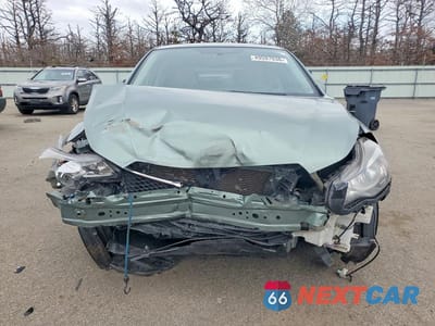 Piąte zdjęcie samochodu w środku: 2016 SUBARU IMPREZA PREMIUM VIN:JF1GPAB6XGH297569 - miniatura