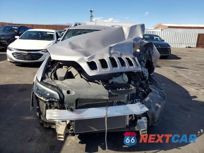 Piąte zdjęcie samochodu w środku: 2020 JEEP CHEROKEE LIMITED VIN:1C4PJLDB6LD503117 - miniatura