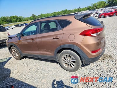 Drugie zdjęcie samochodu z przodu: 2016 HYUNDAI TUCSON SE VIN:KM8J33A42GU109590 - miniatura