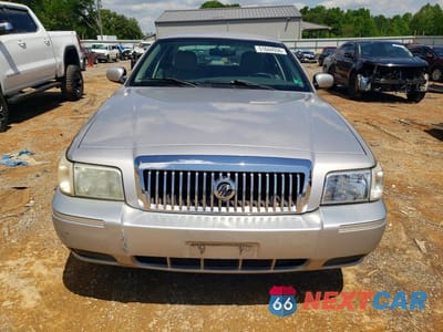 Piąte zdjęcie samochodu w środku: 2010 MERCURY GRAND MARQUIS LS VIN:2MEBM7FV3AX615278 - miniatura