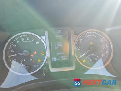 Zdjęcie 9 z 12 samochodu: 2020 TOYOTA TACOMA SR5 V6 VIN:5TFSZ5AN5LX226925 - miniatura