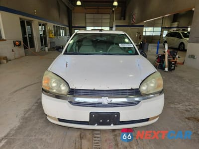 Piąte zdjęcie samochodu w środku: 2004 CHEVROLET MALIBU MAXX LT VIN:1G1ZU648X4F197270 - miniatura