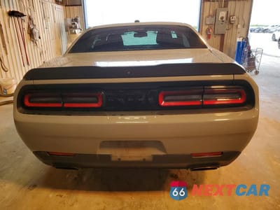 Zdjęcie 6 z 12 samochodu: 2022 DODGE CHALLENGER SXT VIN:2C3CDZAG3NH140147 - miniatura