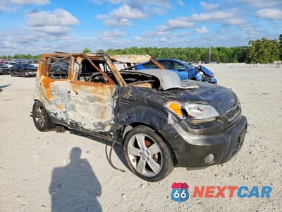 Czwarte zdjęcie samochodu z boku: 2011 KIA SOUL ! VIN:KNDJT2A20B7257404 - miniatura