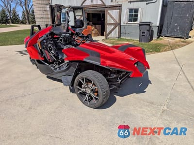 2015 POLARIS SLINGSHOT SL 57XAAPFA7F5100531 - główne zdjęcie licytacji z USA - miniatura