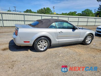 Trzecie zdjęcie samochodu z tyłu: 2007 FORD MUSTANG VIN:1ZVFT84N975252197 - miniatura
