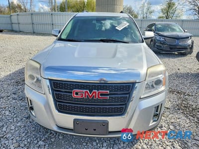 Piąte zdjęcie samochodu w środku: 2012 GMC TERRAIN SLE VIN:2GKFLTEK5C6147332 - miniatura