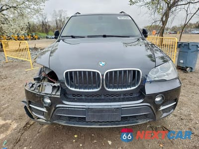 Piąte zdjęcie samochodu w środku: 2013 BMW X5 XDRIVE35I VIN:5UXZV4C58D0E10429 - miniatura