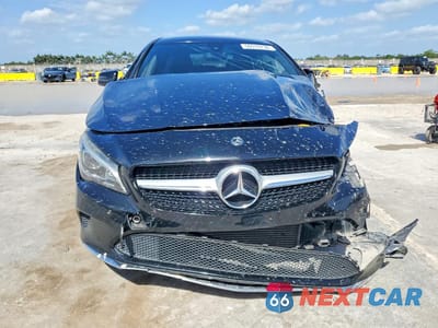 Piąte zdjęcie samochodu w środku: 2018 MERCEDES-BENZ CLA 250 VIN:WDDSJ4EB5JN571663 - miniatura