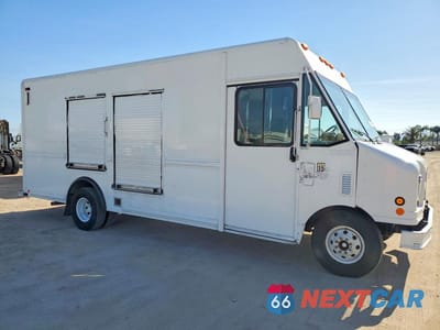 Czwarte zdjęcie samochodu z boku: 2003 FORD E450 DELIVERY TRUCK VIN:1FCLE49L93HB23269 - miniatura